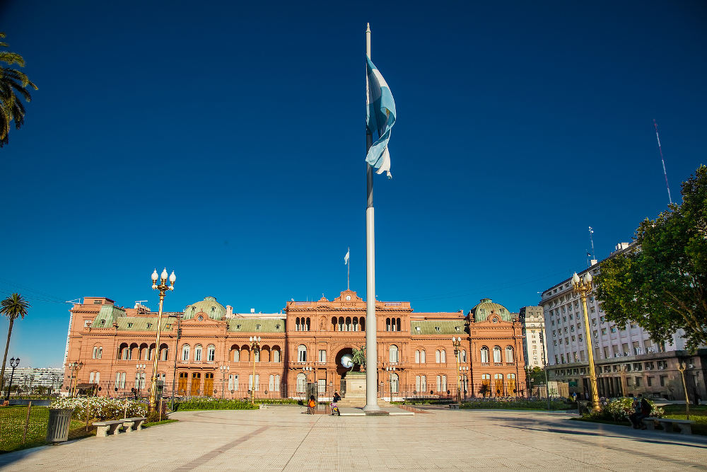 Het Plaza de Mayo met de Casa Rosada