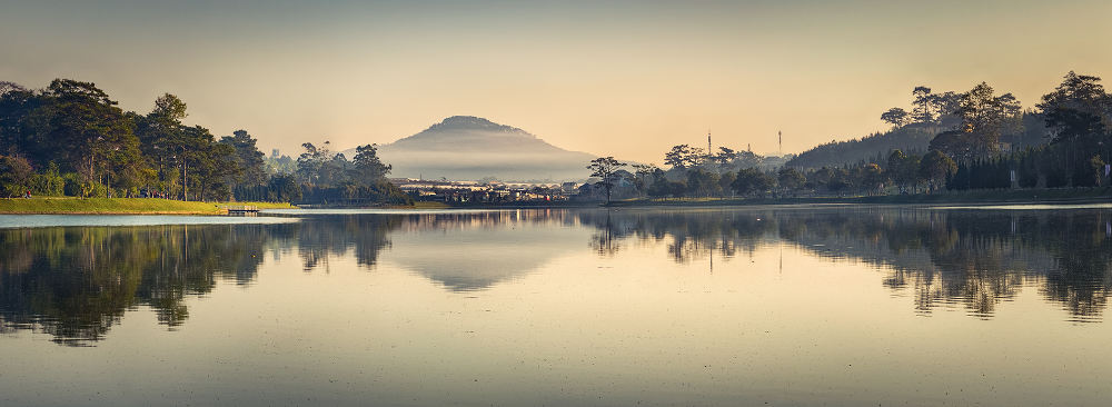 Xuan Huong Lake