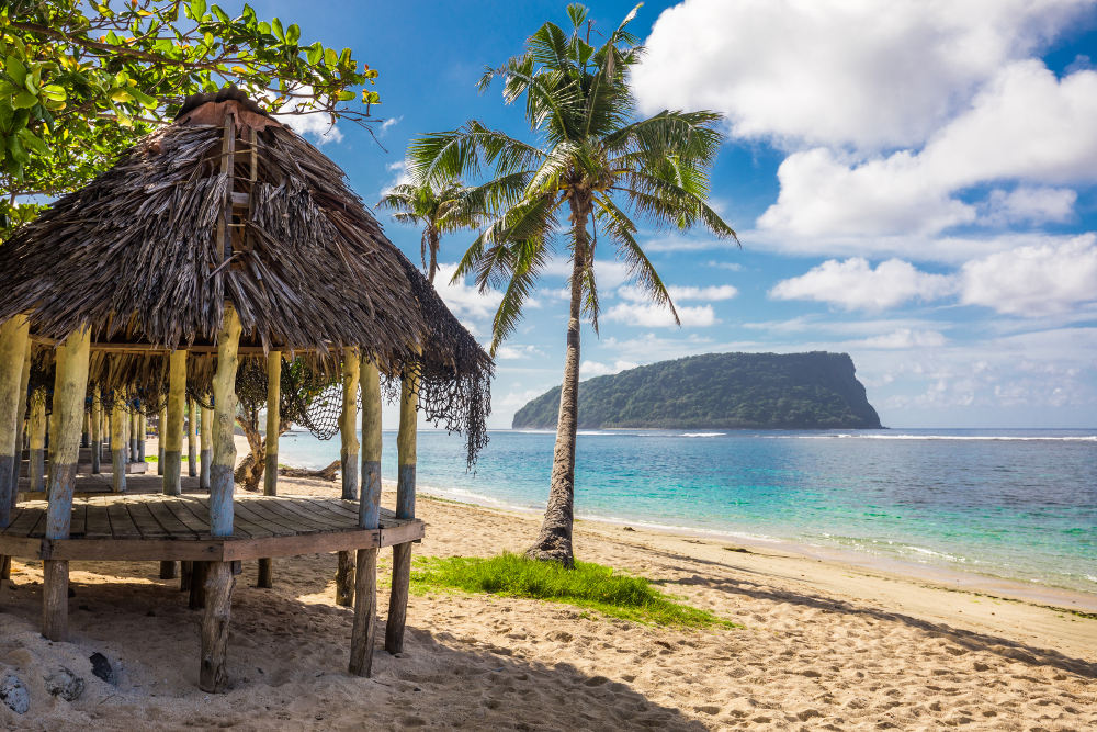 Fale op Lalomanu beach