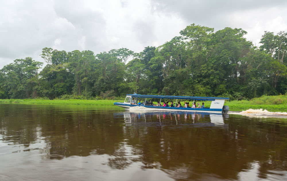 Rivier cruise in Tortuguero