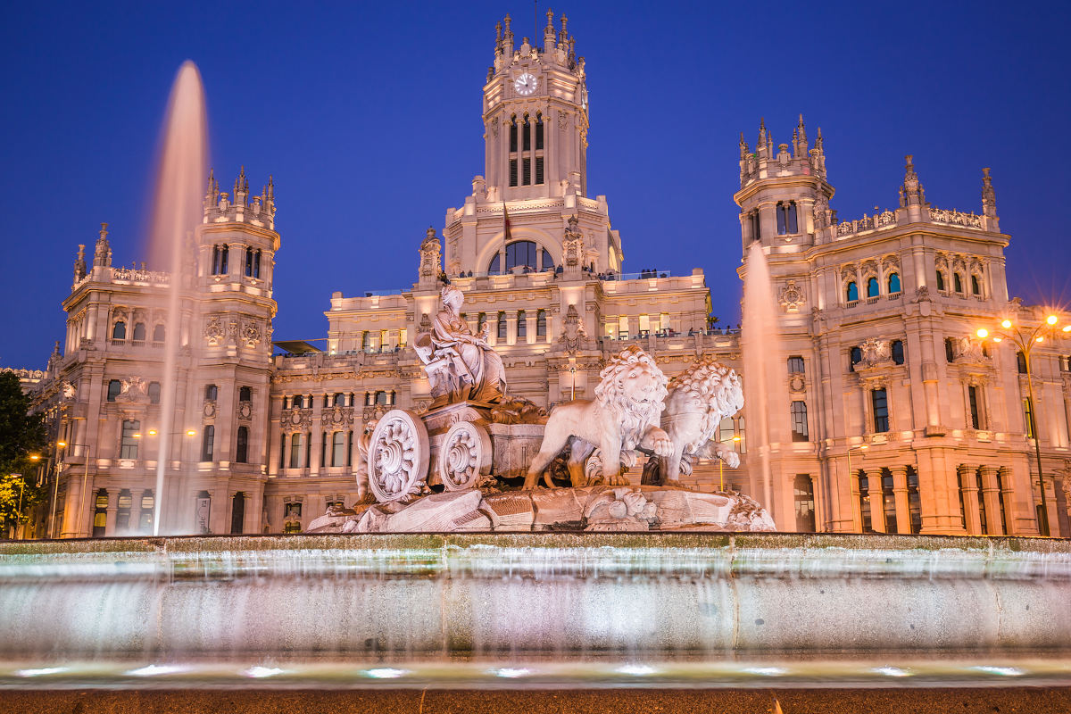 Plaza de la Cibeles in Madrid