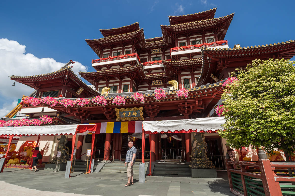 Buddha Tooth Relic Temple in Singapore